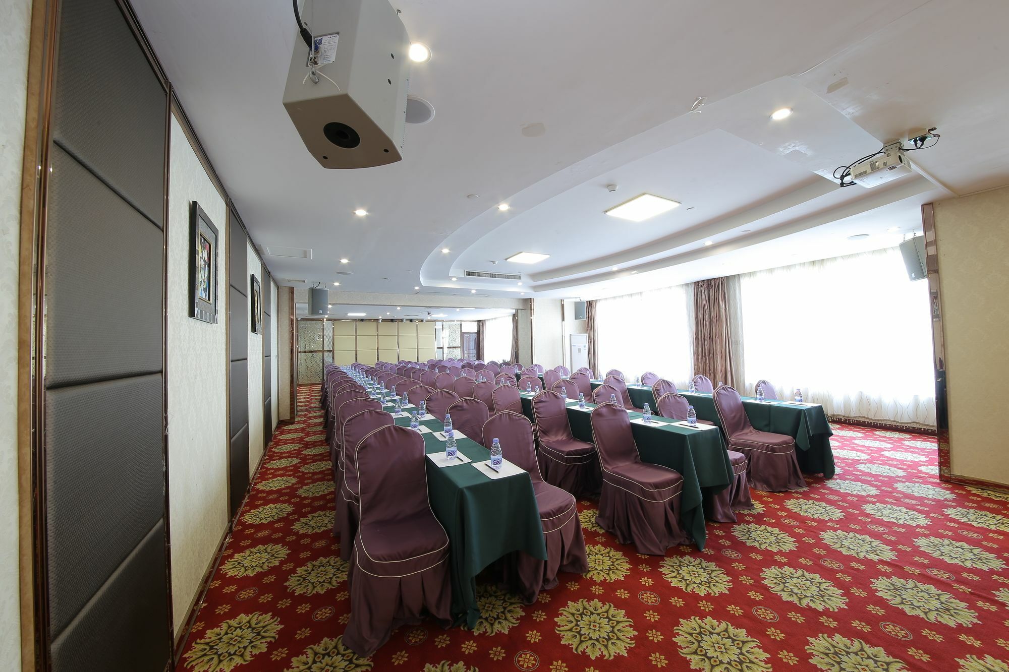 Oubon International Hotel Гуанджоу Екстериор снимка