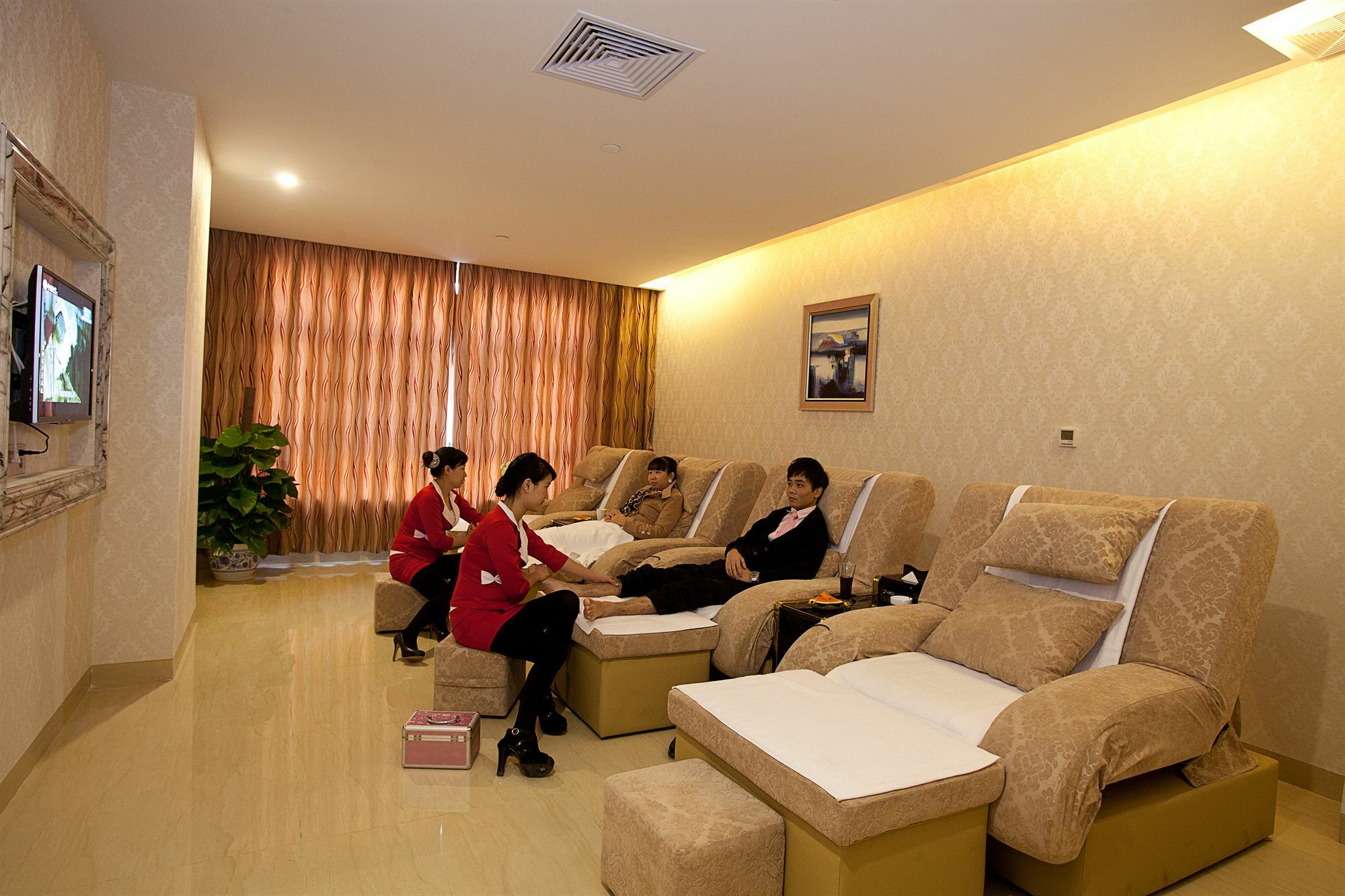 Oubon International Hotel Гуанджоу Екстериор снимка
