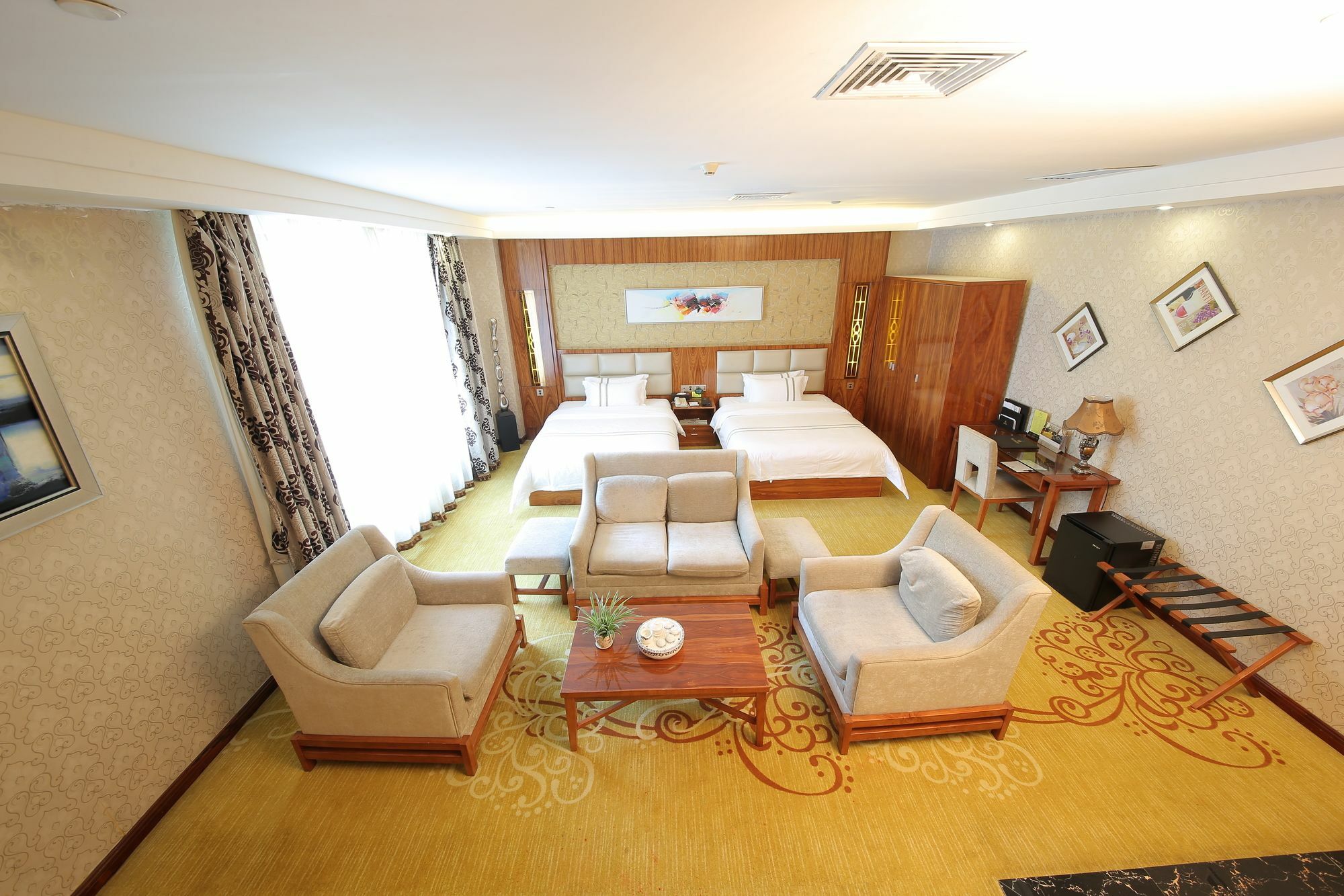 Oubon International Hotel Гуанджоу Екстериор снимка