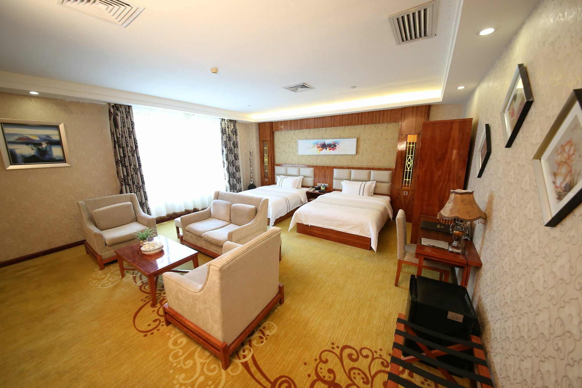 Oubon International Hotel Гуанджоу Екстериор снимка