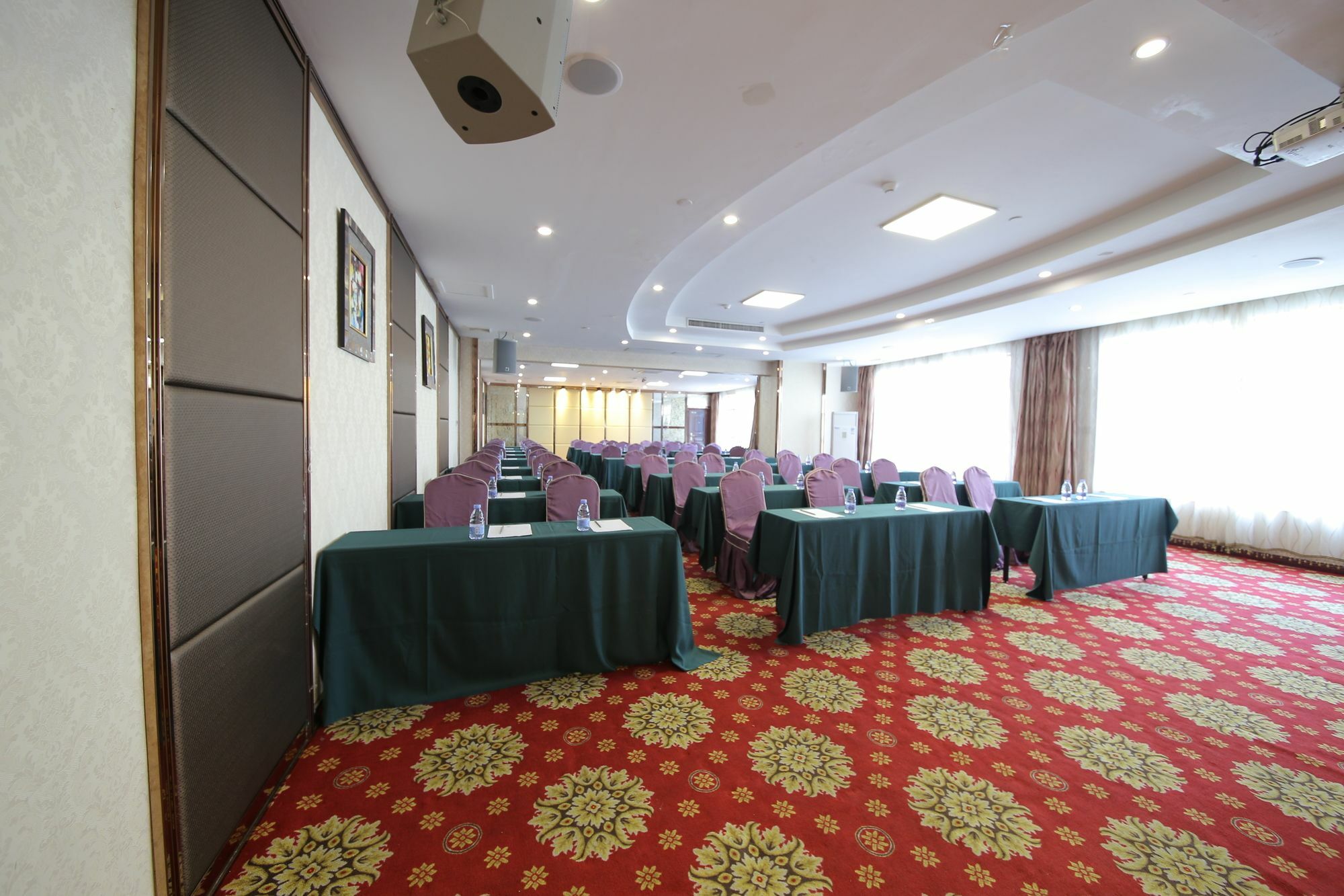 Oubon International Hotel Гуанджоу Екстериор снимка