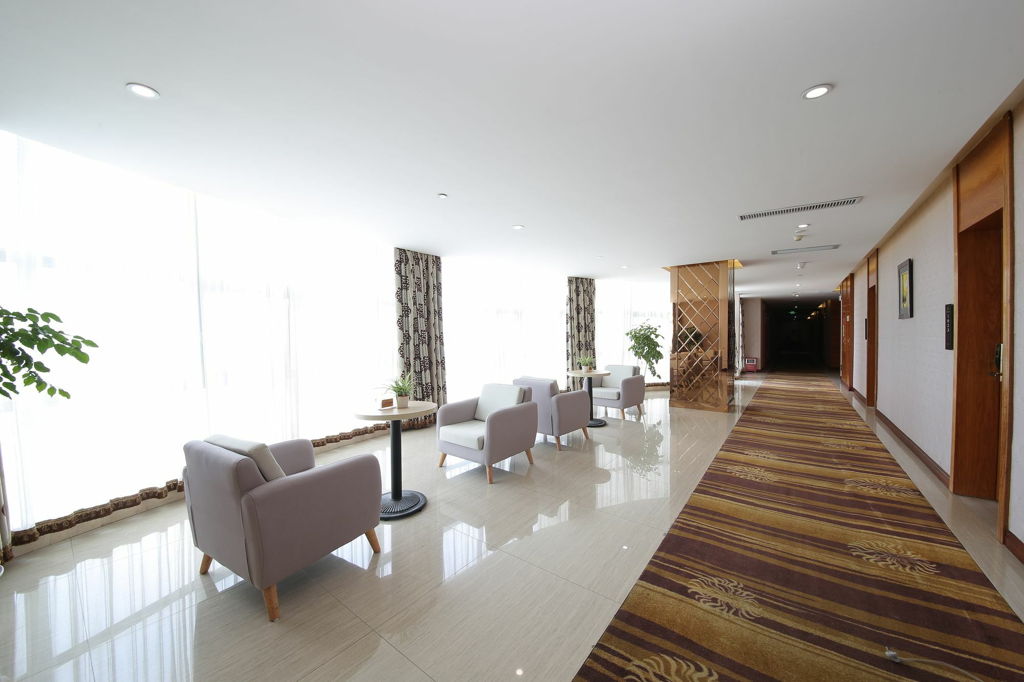 Oubon International Hotel Гуанджоу Екстериор снимка